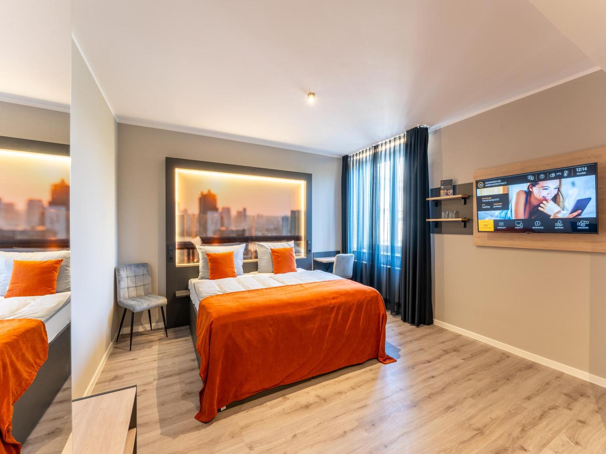 Juststay & 3*