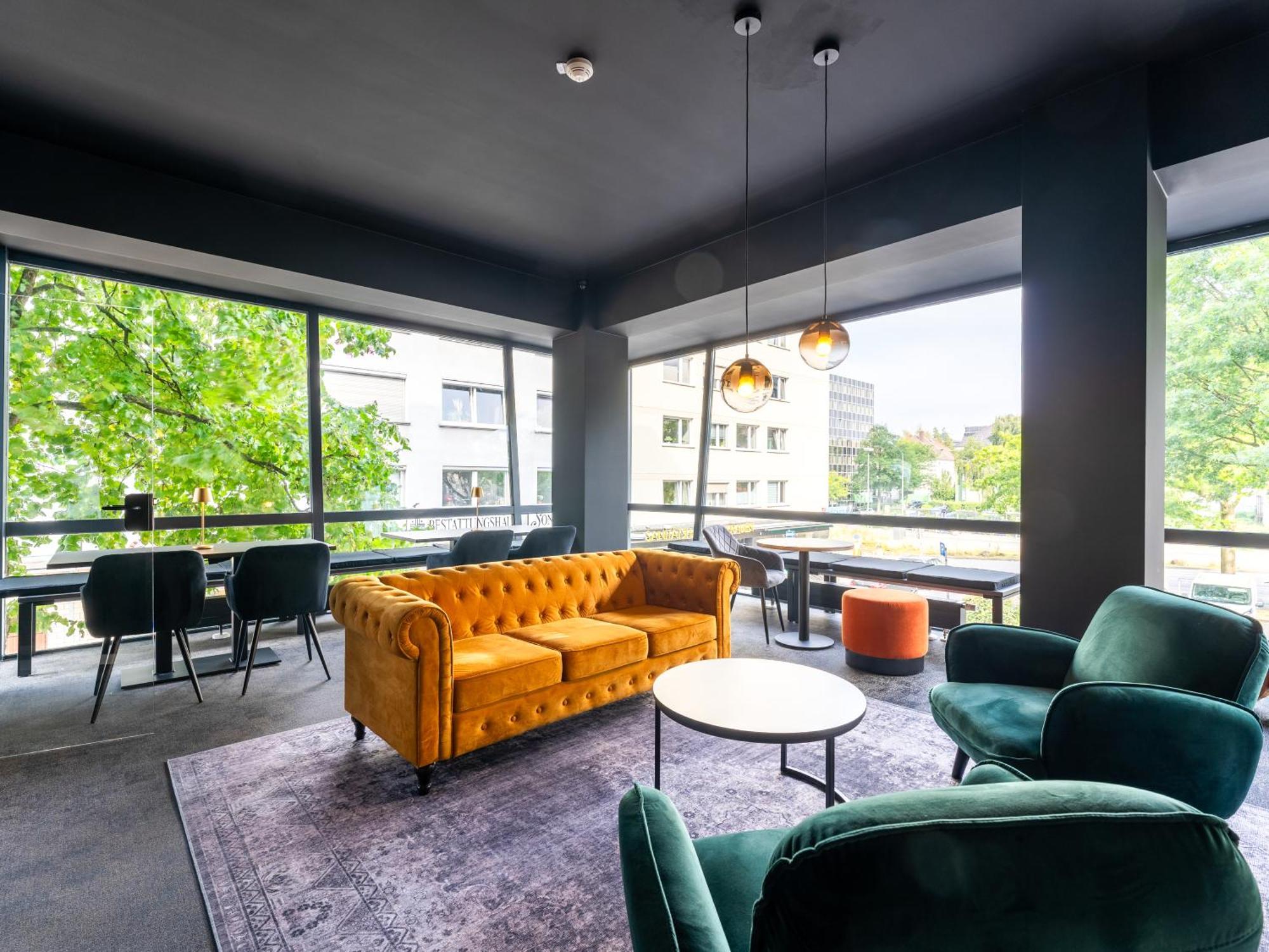 Juststay & Hotel 3*